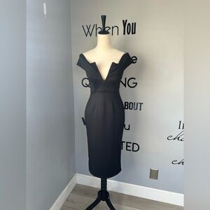 Elegant Black Off-Shoulder Low V-Neck Dress Size M